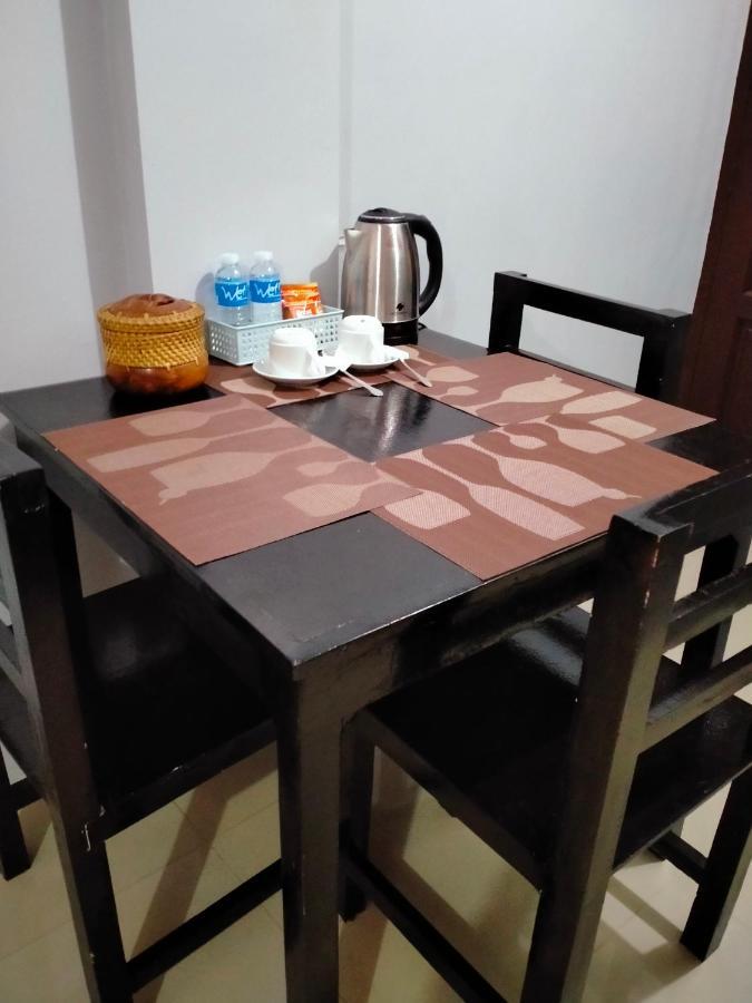 V.F. Riton Apartelle Laoag Extérieur photo