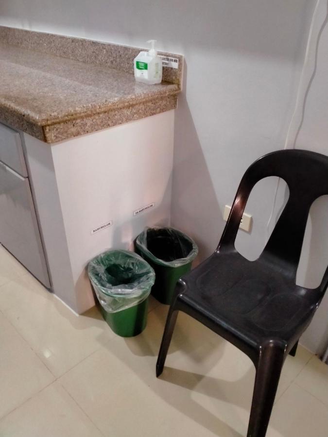 V.F. Riton Apartelle Laoag Extérieur photo
