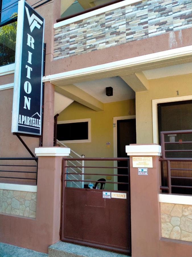 V.F. Riton Apartelle Laoag Extérieur photo