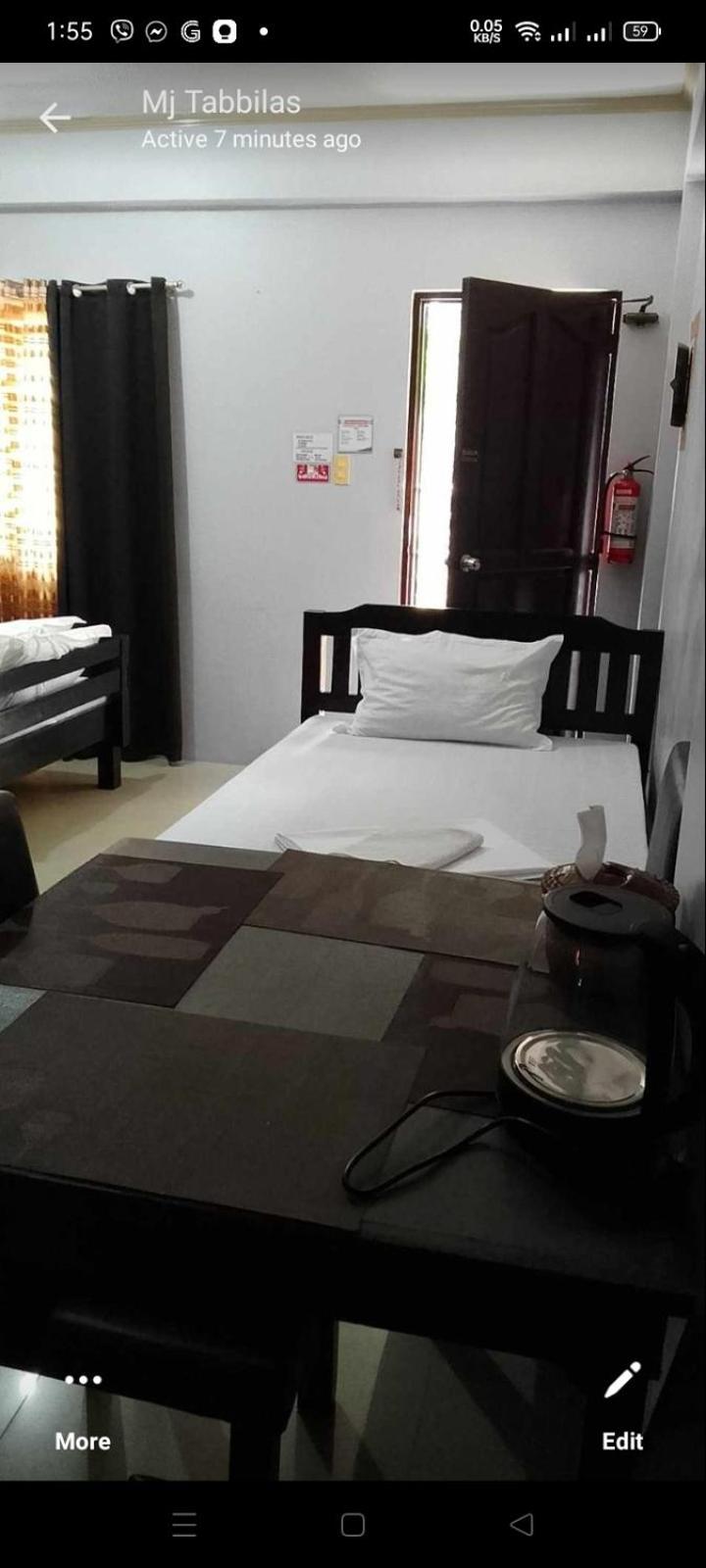 V.F. Riton Apartelle Laoag Extérieur photo