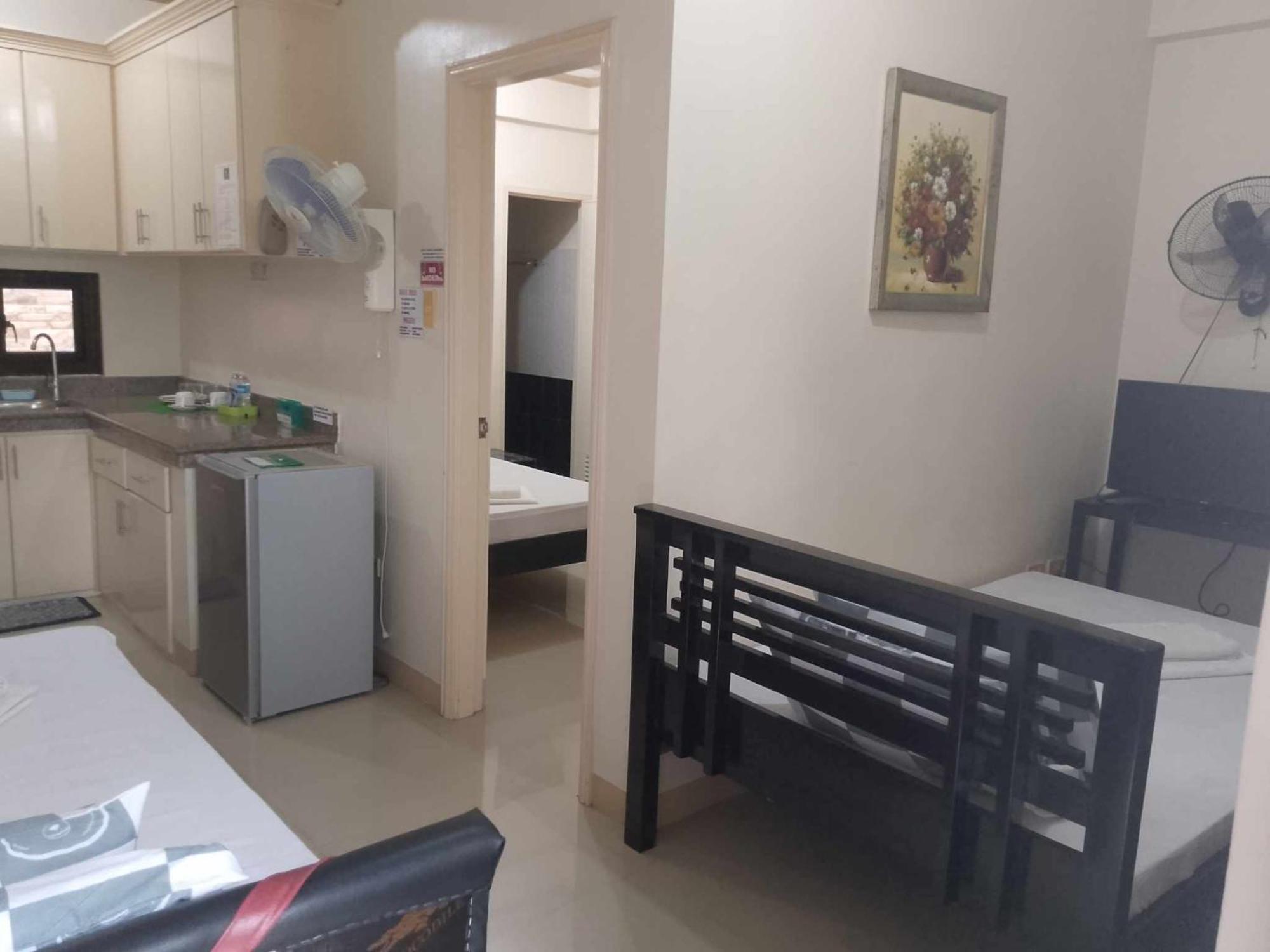 V.F. Riton Apartelle Laoag Extérieur photo